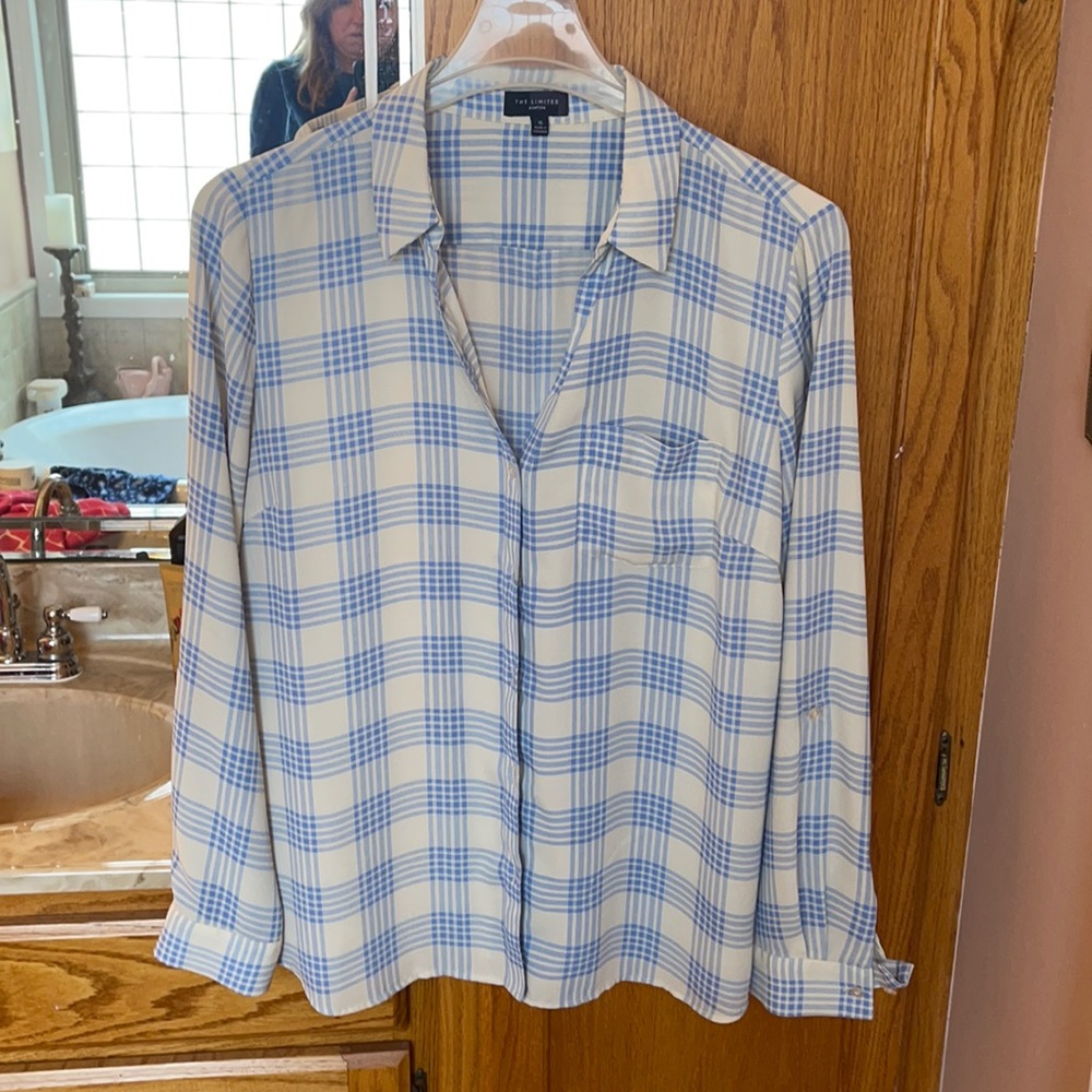 The Limited Button up Ashton Blouse!